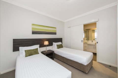 Dolphin Quay Apartments - Accommodation in Bendigo 44