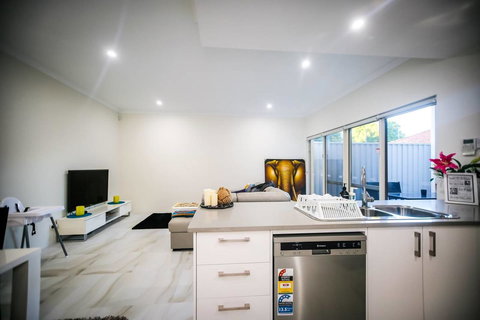 VIP Stays - Villa De Burswood Luxury 3BR Suite W/ King Bed FREE WIFI - Accommodation in Bendigo 7
