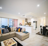 VIP Stays - Villa De Burswood Luxury 3BR Suite w/ King Bed FREE WIFI - Accommodation in Bendigo