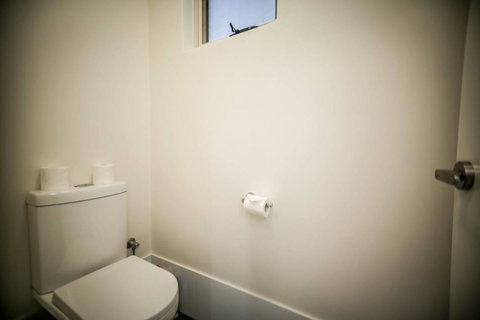 VIP Stays - Villa De Burswood Luxury 3BR Suite W/ King Bed FREE WIFI - Accommodation in Bendigo 23