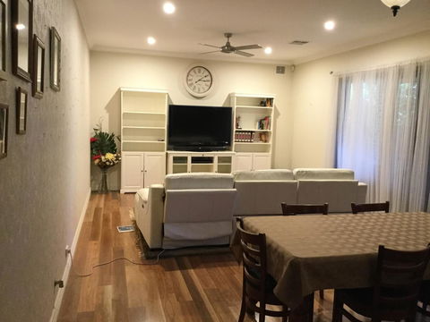 Ascot Home - Accommodation in Bendigo 2