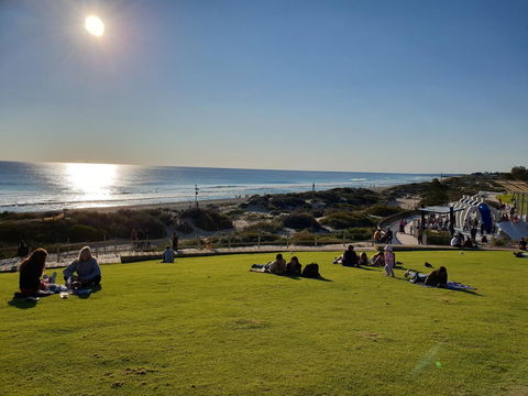 Scarborough - Oceanview 2 Bed, 2 Bathroom Apartment - Accommodation in Bendigo 5