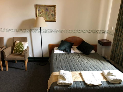 The Palace Hotel - Accommodation in Bendigo 5