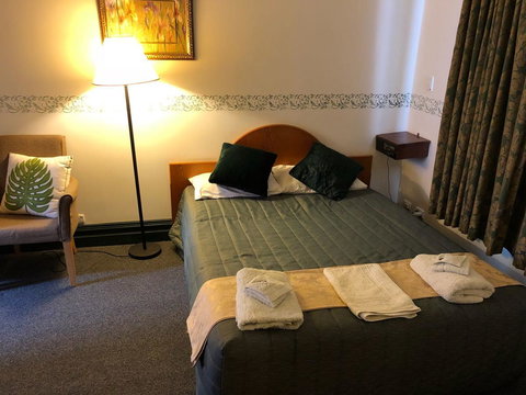 The Palace Hotel - Accommodation in Bendigo 4