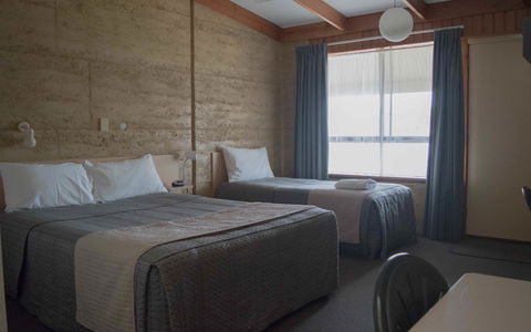 Hopetoun Motel & Chalet Village - Accommodation in Bendigo 1