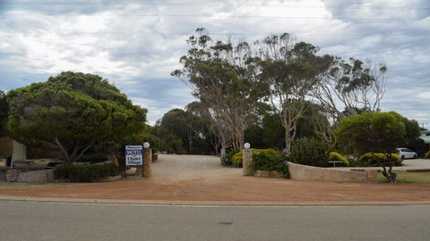Hopetoun Motel & Chalet Village - Accommodation in Bendigo 12