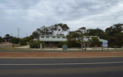 Hopetoun Motel & Chalet Village - Accommodation in Bendigo 18