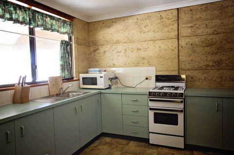 Hopetoun Motel & Chalet Village - Accommodation in Bendigo 42