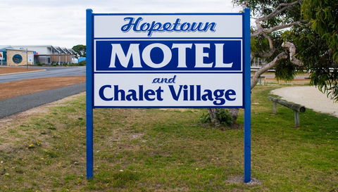 Hopetoun Motel & Chalet Village - Accommodation in Bendigo 5