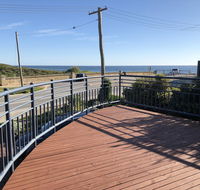 Halls Head Beach House - Accommodation in Bendigo