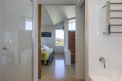 Aquatic Visions - Accommodation in Bendigo 4