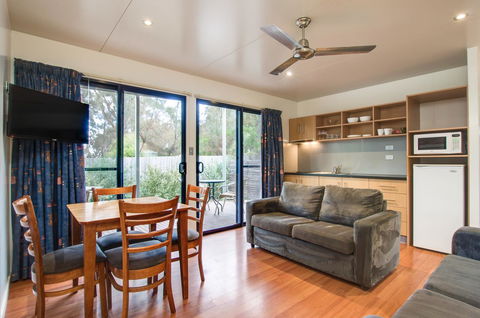 Swansea Beach Chalets - Accommodation in Bendigo 12