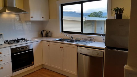 The Manager\'s Cottage - Accommodation in Bendigo 10