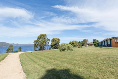 Riverfront Motel & Villas - Accommodation in Bendigo 3