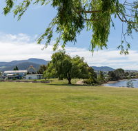 Riverfront Motel  Villas - Accommodation in Bendigo