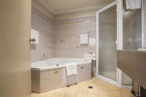 Hadley\'s Orient Hotel - Accommodation in Bendigo 19