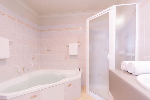 Hadley\'s Orient Hotel - Accommodation in Bendigo 40