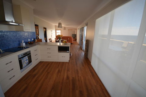 Seascape Beach House - Accommodation in Bendigo 1
