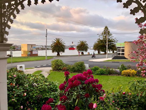 Riverbank Villa - Accommodation in Bendigo 6