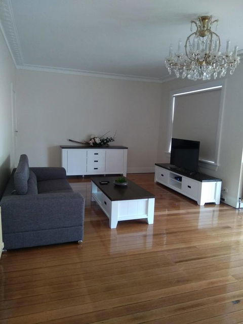 Riverbank Villa - Accommodation in Bendigo 21