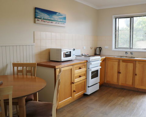 Blue Seas Holiday Villas - Accommodation in Bendigo 32