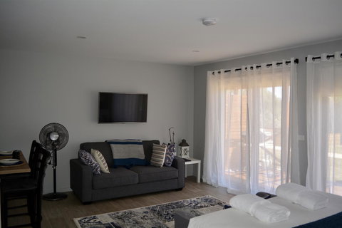 Harrison Grove - Accommodation in Bendigo 25