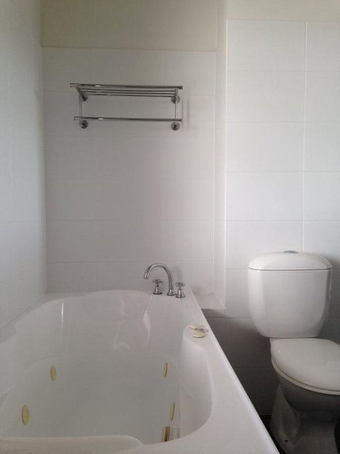 Auldington Hotel - Accommodation in Bendigo 44