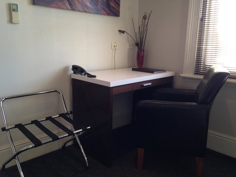 Auldington Hotel - Accommodation in Bendigo 19