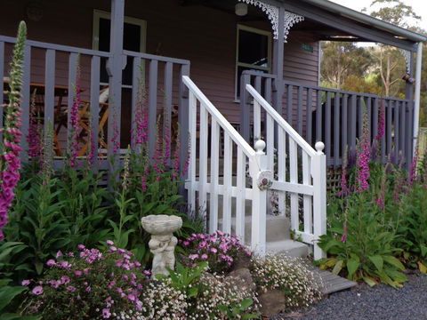 Post House Cottage - Accommodation in Bendigo 2