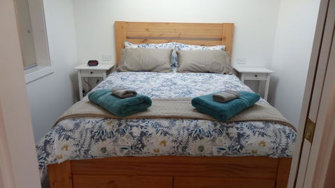 Karoola Cottage Self Contained - Accommodation in Bendigo 8