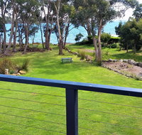 Four Seasons Waterfront Villas - Accommodation in Bendigo