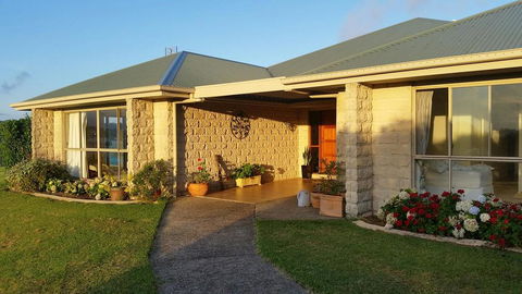 Newyan @ Maleny - Accommodation in Bendigo 2