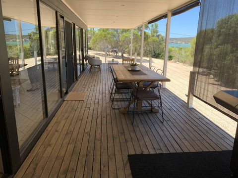 No. 10 Coffin Bay - Accommodation in Bendigo 0