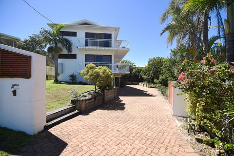 Notre Reve - 2/4 Brolga Place - Accommodation in Bendigo 2