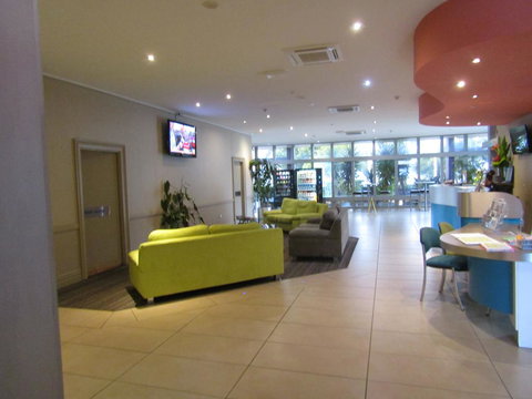 Ocean View Studios 75 The Strand, Free Fast Wifi/Foxtel - Accommodation in Bendigo 2