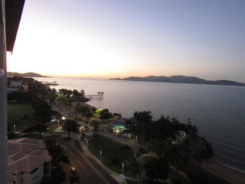 Ocean View Studios 75 The Strand, Free Fast Wifi/Foxtel - Accommodation in Bendigo 1