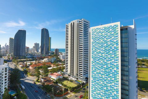 Ocean Views In The Heart Of Broadbeach - Accommodation in Bendigo 1