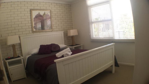 Oceana Holiday Units - Accommodation in Bendigo 1