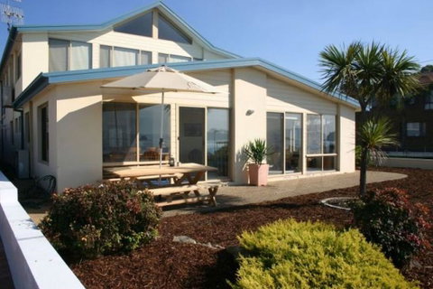 On Casey's - Accommodation in Bendigo 1