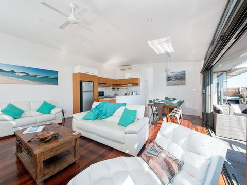 One Mile Cl, Townhouse 22, 26, The Deckhouse - Accommodation in Bendigo 1