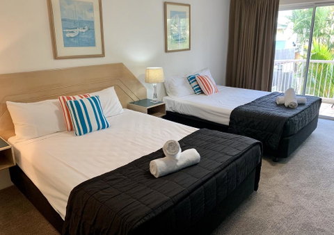 Outrigger Burleigh - Accommodation in Bendigo 1