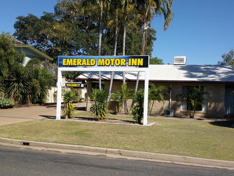 Overflow Emerald Motor Inn - Accommodation in Bendigo 1
