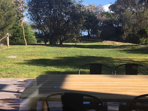 Oystercatcher - On The Banks Of The Lagoon - Accommodation in Bendigo 2