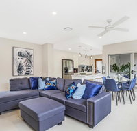 Park Avenue Luxe Townhouse Brand New Sleeps 9 - Accommodation in Bendigo