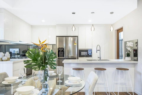 Park Avenue Townhouse Retreat Brisbane Sleeps 10 - Accommodation in Bendigo 1