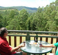 Peacehaven Country Cottages  Farmstay - Accommodation in Bendigo