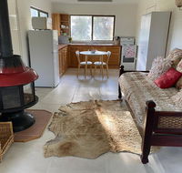 Pear Tree Cottage at Amiens - Accommodation in Bendigo