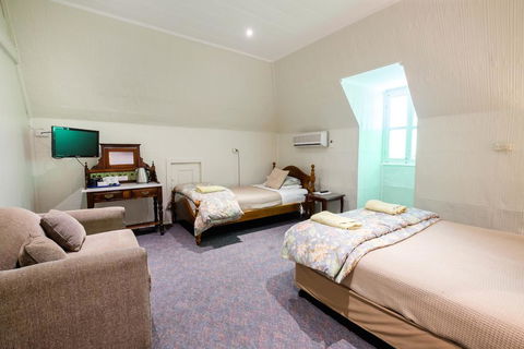 Peel Inn Nundle - Accommodation in Bendigo 3