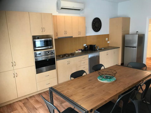 Penguin Seaside Motel - Accommodation in Bendigo 3