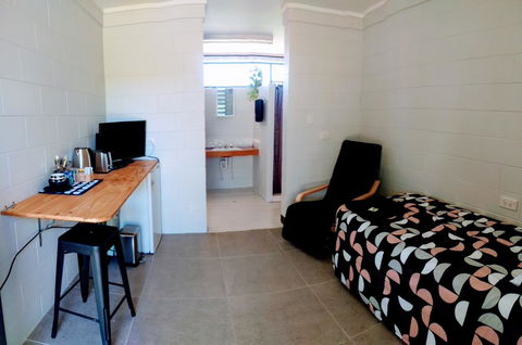 Pentland Hotel Motel - Accommodation in Bendigo 2